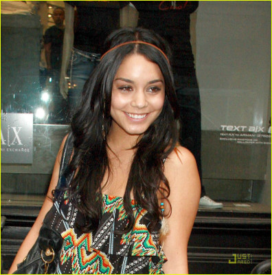 Vanessa Hudgens pic #147462
