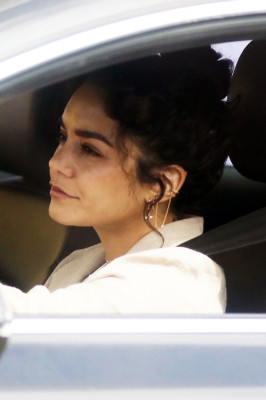Vanessa Hudgens pic #901023