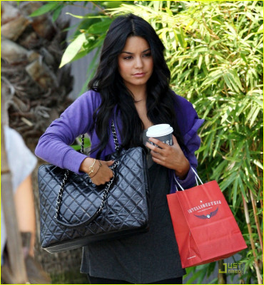 Vanessa Hudgens pic #269370