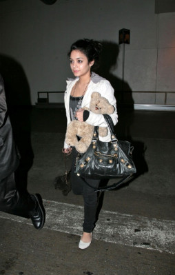Vanessa Hudgens pic #151442