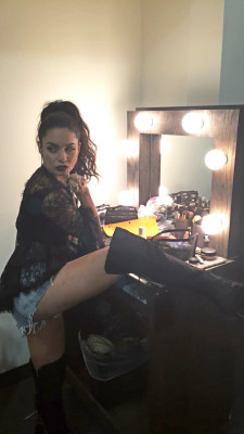 Vanessa Hudgens – Lip Sync Battle Twitter