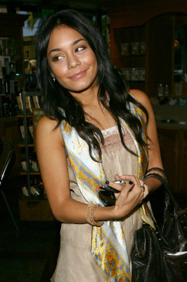 Vanessa Hudgens pic #159784