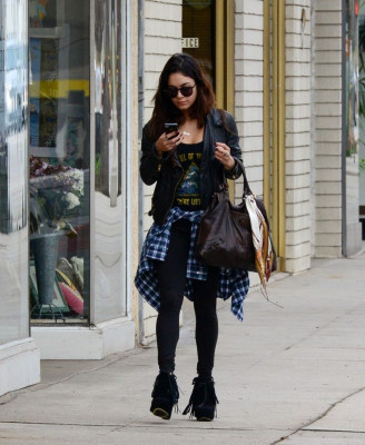 Vanessa Hudgens pic #700292