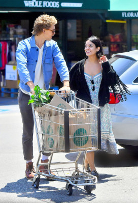 Vanessa Hudgens pic #970231