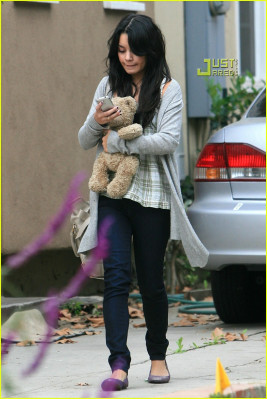 Vanessa Hudgens pic #269356