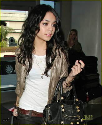 Vanessa Hudgens pic #147816