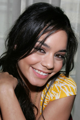 Vanessa Hudgens pic #150676