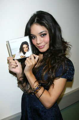 Vanessa Hudgens pic #157682