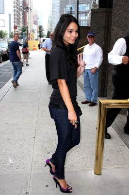 Vanessa Hudgens pic #142416
