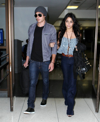 Vanessa Hudgens pic #172126