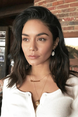 Vanessa Hudgens pic #1224321