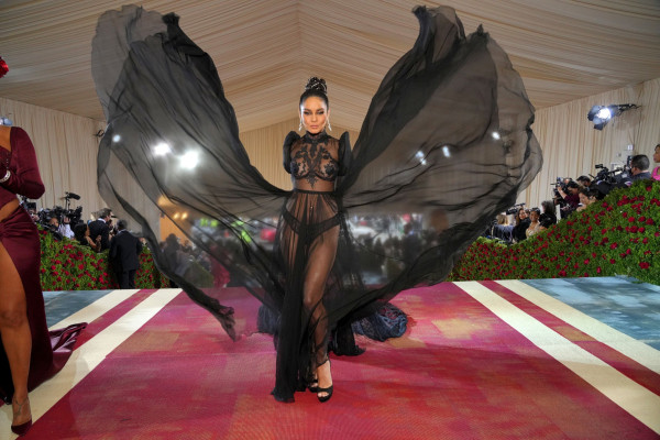 Vanessa Hudgens - 2022 MET Gala 05/02/2022