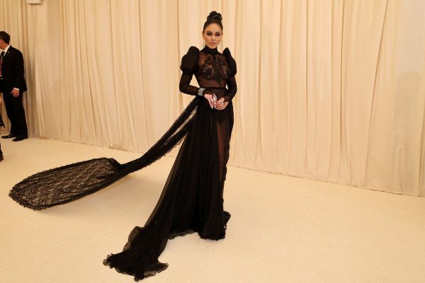 Vanessa Hudgens - 2022 MET Gala 05/02/2022