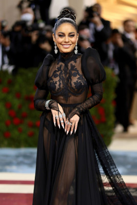 Vanessa Hudgens - 2022 MET Gala 05/02/2022