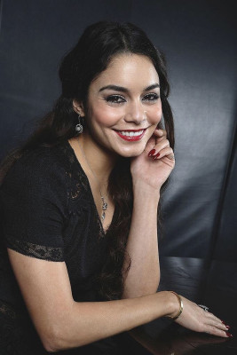 Vanessa Hudgens pic #795025