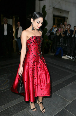 Vanessa Hudgens pic #805411