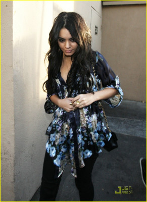 Vanessa Hudgens pic #149010