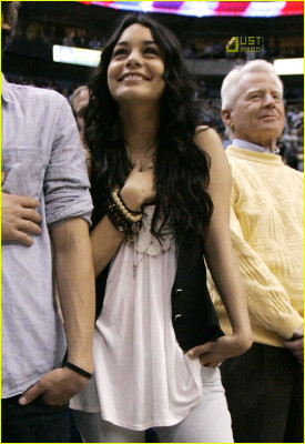 Vanessa Hudgens pic #146005