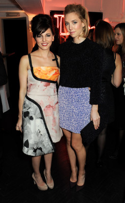 Vanessa Kirby pic #753708
