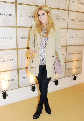 Vanessa Kirby pic #759789