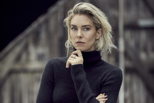 Vanessa Kirby by Dan Kennedy for Backstage || Dec 2020