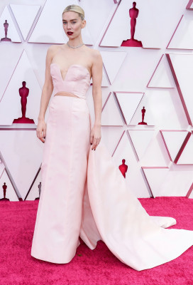 Vanessa Kirby - 93rd Annual Academy Awards, Los Angeles | 04.25.2021