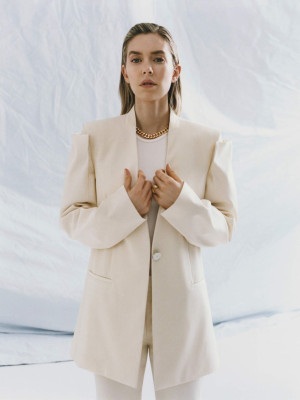Vanessa Kirby – Net-a-Porter April 2021