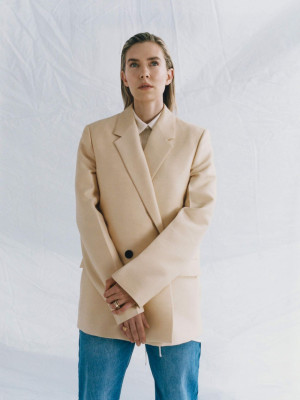 Vanessa Kirby – Net-a-Porter April 2021