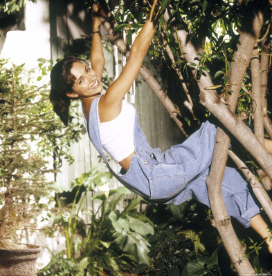 photo 12 in Vanessa Marcil gallery [id165600] 2009-06-10 00:00:00