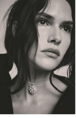 Vanessa Moody ~ Vanity Fair Italia 142025 by  Marcello Junior Dino
