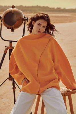 Vanessa Moody ~ Harpers BAZAAR Bulgaria 08.2023 by Stefan Imielski