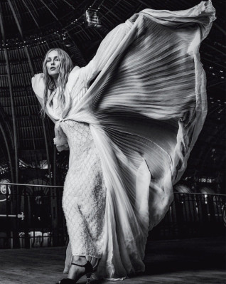 Vanessa Paradise _ Marie Claire France