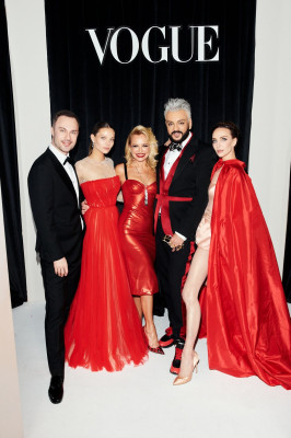 Гала-ужин Russia in Vogue в Москве 02/12/2021