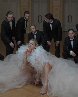 Вера Брежнева - Vogue Russia (2021)