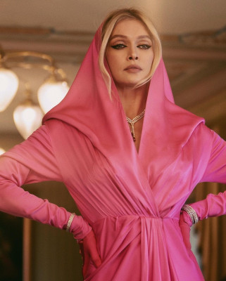 Вера Брежнева - Vogue Russia (2021)