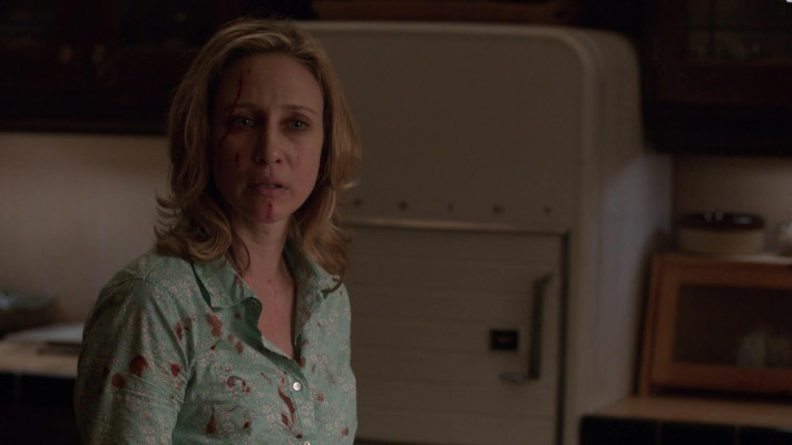 Vera Farmiga - Bates Motel (2013) 1x01 &#039;First You Dream, Then You Die&#039;