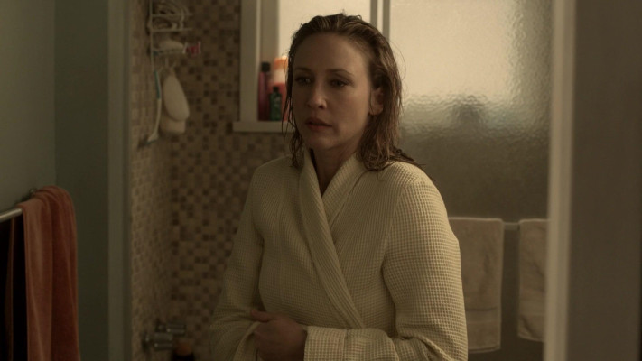 Vera Farmiga - Bates Motel (2013) 1x01 &#039;First You Dream, Then You Die&#039;
