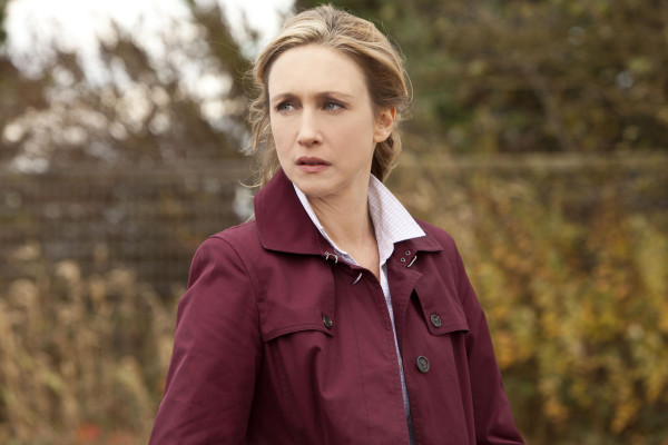 Vera Farmiga - Bates Motel (2013) 1x02 &#039;Nice Town You Picked, Norma...&#039;