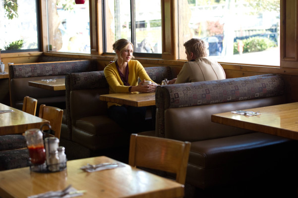 Vera Farmiga - Bates Motel (2013) 1x02 &#039;Nice Town You Picked, Norma...&#039;