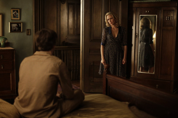 Vera Farmiga - Bates Motel (2013) 1x03 &#039;What&#039;s Wrong With Norman&#039;