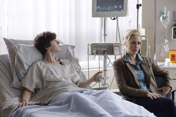 Vera Farmiga - Bates Motel (2013) 1x03 &#039;What&#039;s Wrong With Norman&#039;