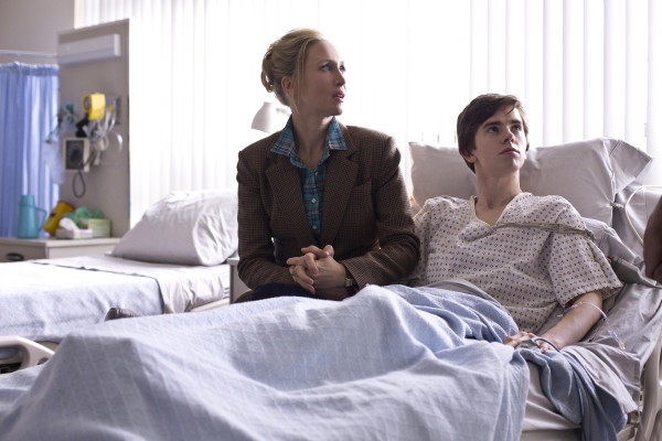Vera Farmiga - Bates Motel (2013) 1x03 &#039;What&#039;s Wrong With Norman&#039;