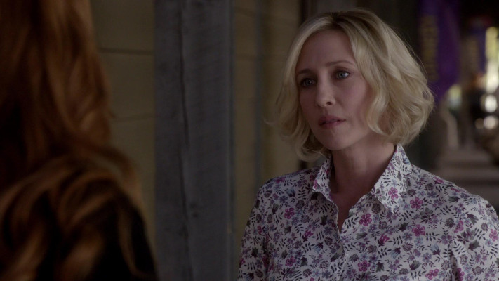 Vera Farmiga - Bates Motel (2014) 2x03 &#039;Caleb&#039;