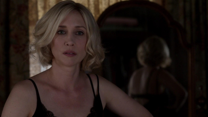 Vera Farmiga - Bates Motel (2014) 2x03 &#039;Caleb&#039;