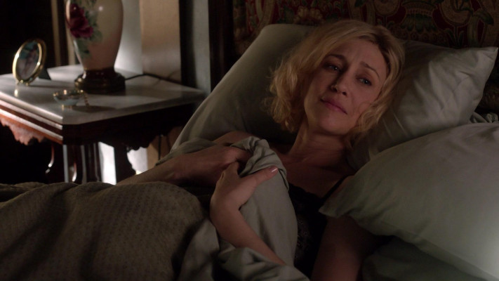 Vera Farmiga - Bates Motel (2015) 3x08 &#039;The Pit&#039;