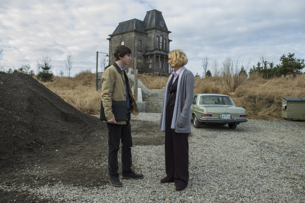 Vera Farmiga - Bates Motel (2015) 3x08 &#039;The Pit&#039;
