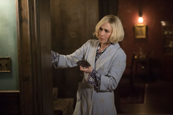 Vera Farmiga - Bates Motel (2016) 4x08 &#039;Unfailthful&#039;