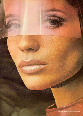 photo 15 in Veruschka von Lendorff gallery [id260119] 2010-04-30 00:00:00
