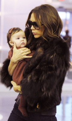 photo 11 in Victoria Beckham gallery [id438504] 2011-11-21 00:00:00