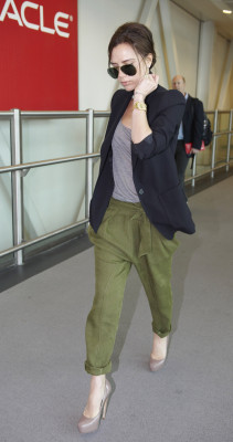 photo 21 in Victoria Beckham gallery [id256255] 2010-04-12 00:00:00